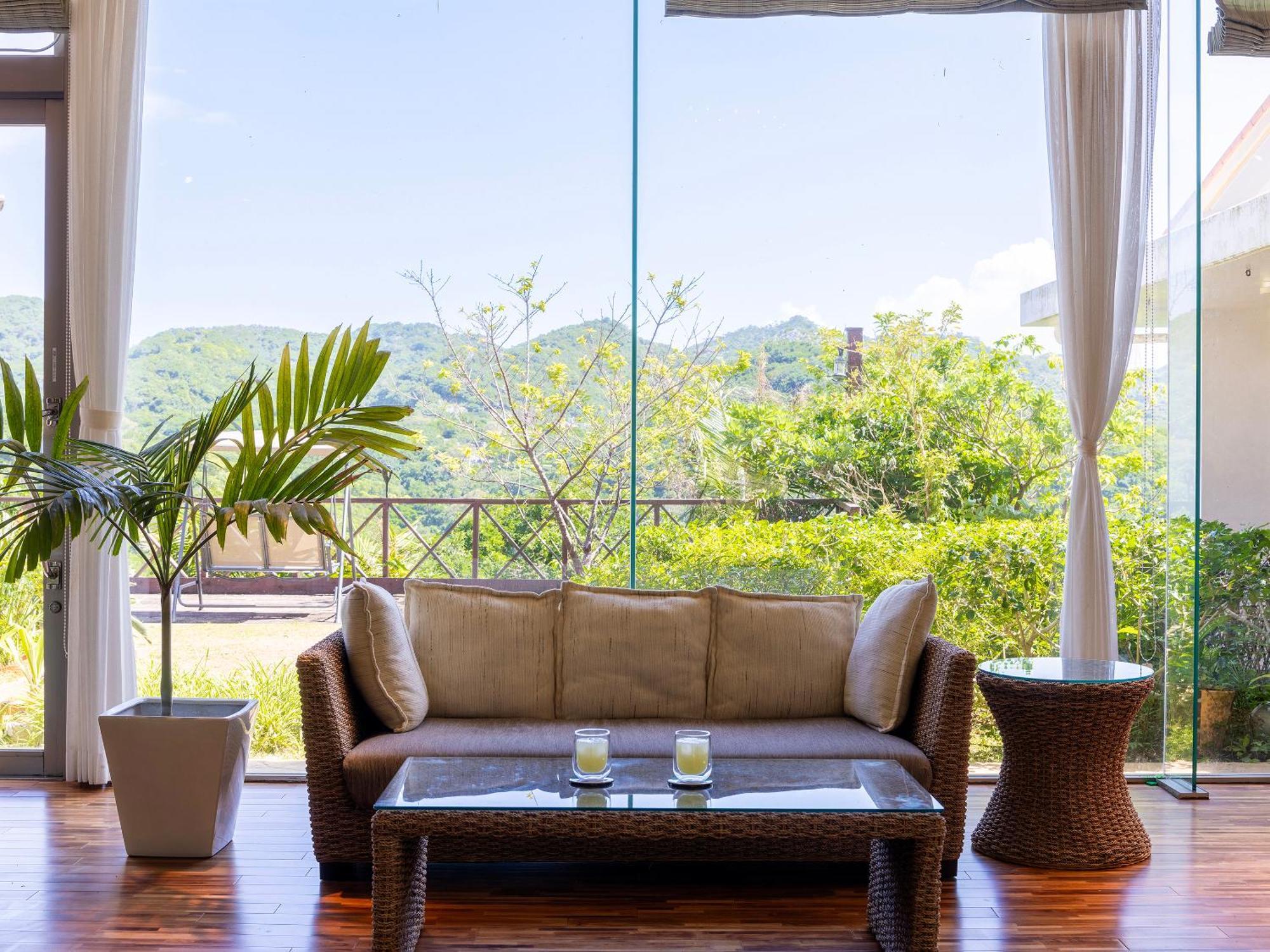 Hoshi No Terrace Motobu Yamazato Hotel Buitenkant foto